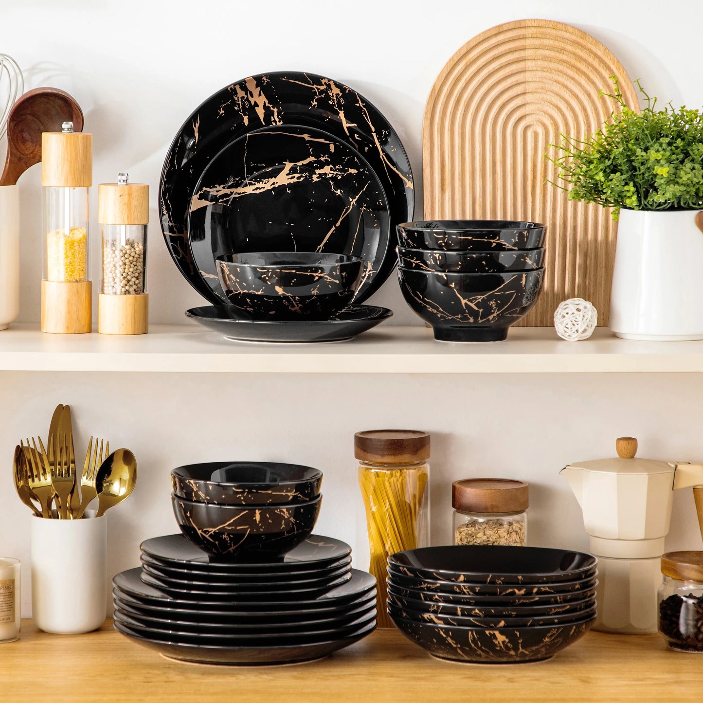 Opulence Set – 24-Piece Gold-Trimmed Porcelain Dinnerware